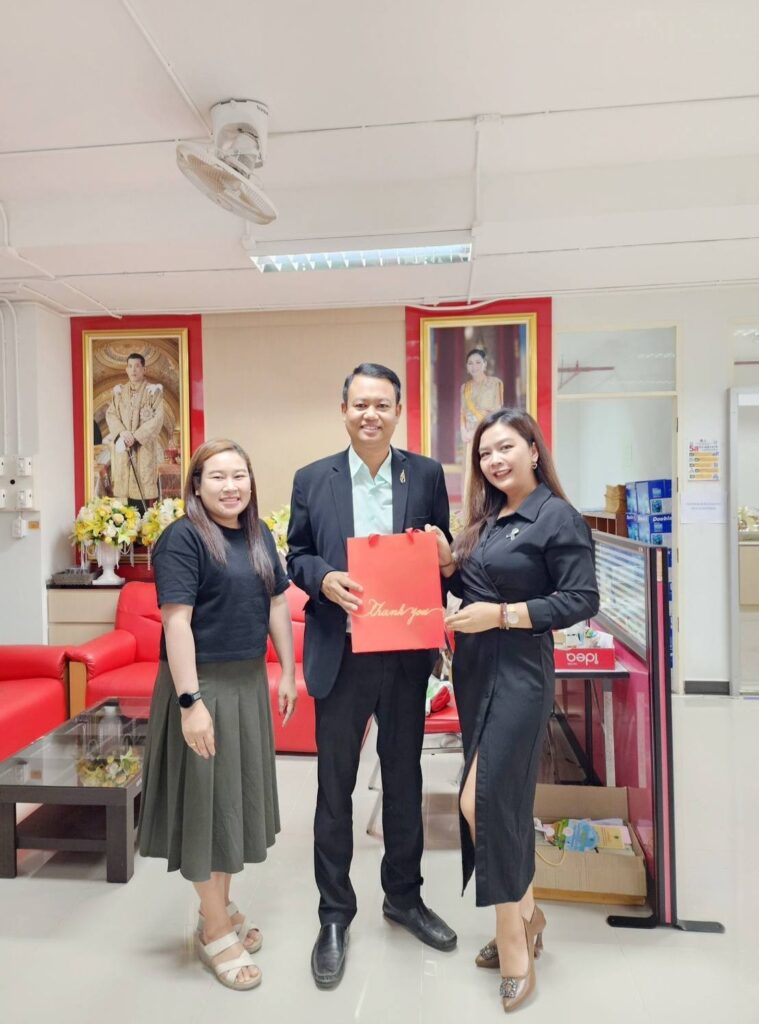 คณาจารย์สาขาวิชาบรรณารักษศาสตร์ฯ เข้าพบคณบดีคณะมนุษยศาสตร์ฯ เนื่องในโอกาสขึ้นปีใหม่ 2569